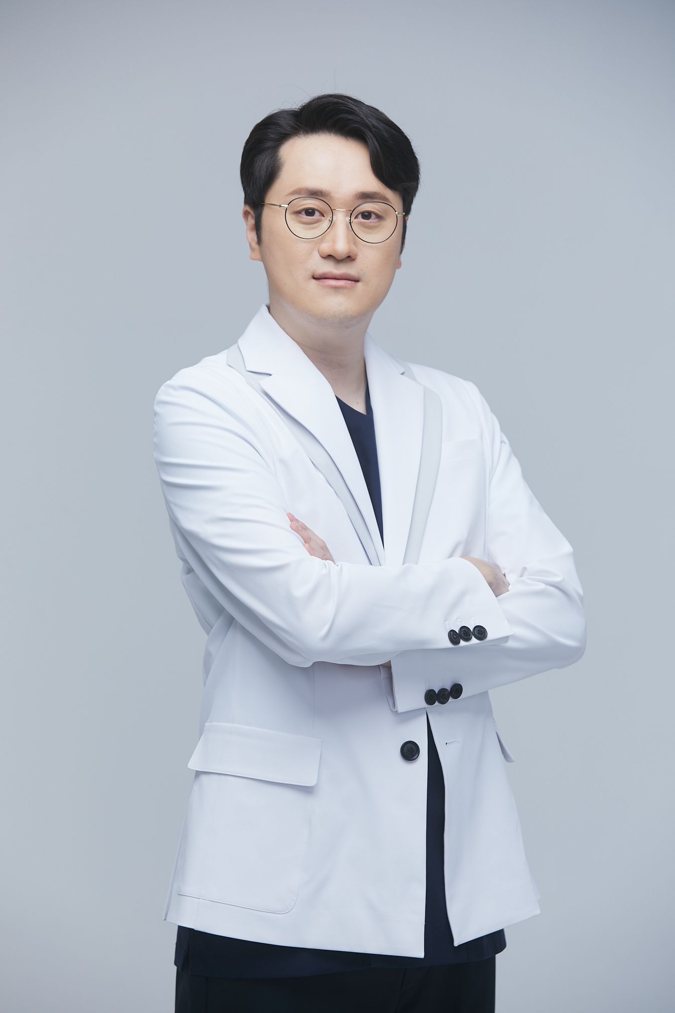 院長 親診 — Dr. Choi Wonhyuk